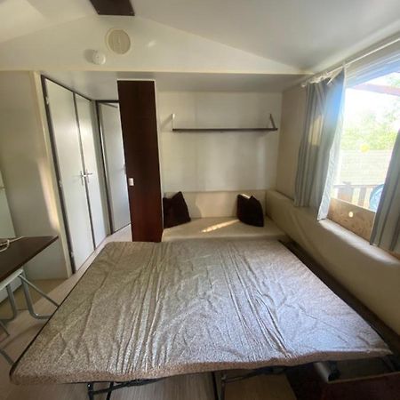 Sejour Inoubliable En Provence, Camping 4* La Roque-d'Antheron Ngoại thất bức ảnh