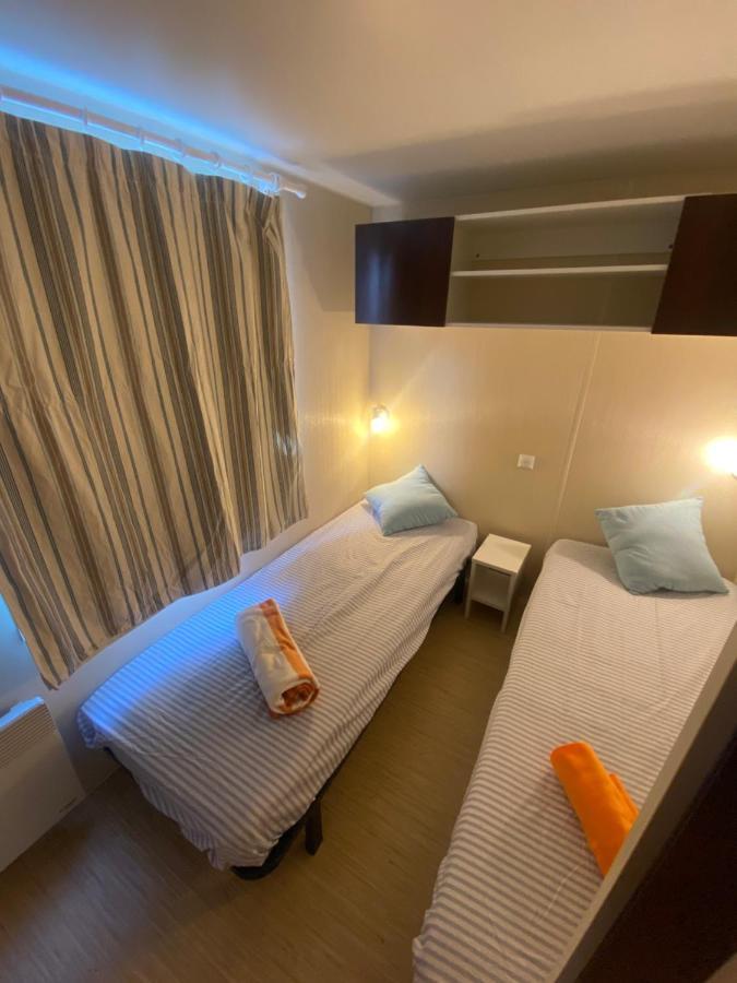 Sejour Inoubliable En Provence, Camping 4* La Roque-d'Antheron Ngoại thất bức ảnh